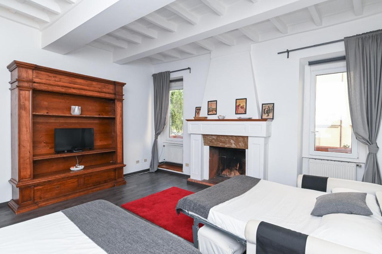 Gorgeous Trastevere Loft On The River Rome Luaran gambar