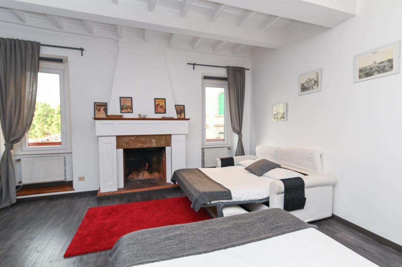 Gorgeous Trastevere Loft On The River Rome Luaran gambar